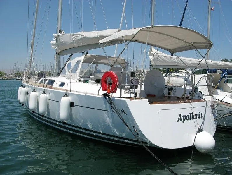 Apollonis Charter Boat