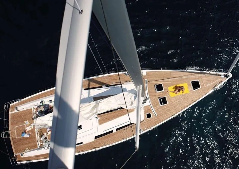 Rent a 16.1m Sailing Yacht Hanse 540 in Finikas