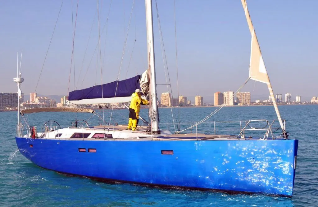 Tukan Charter Boat