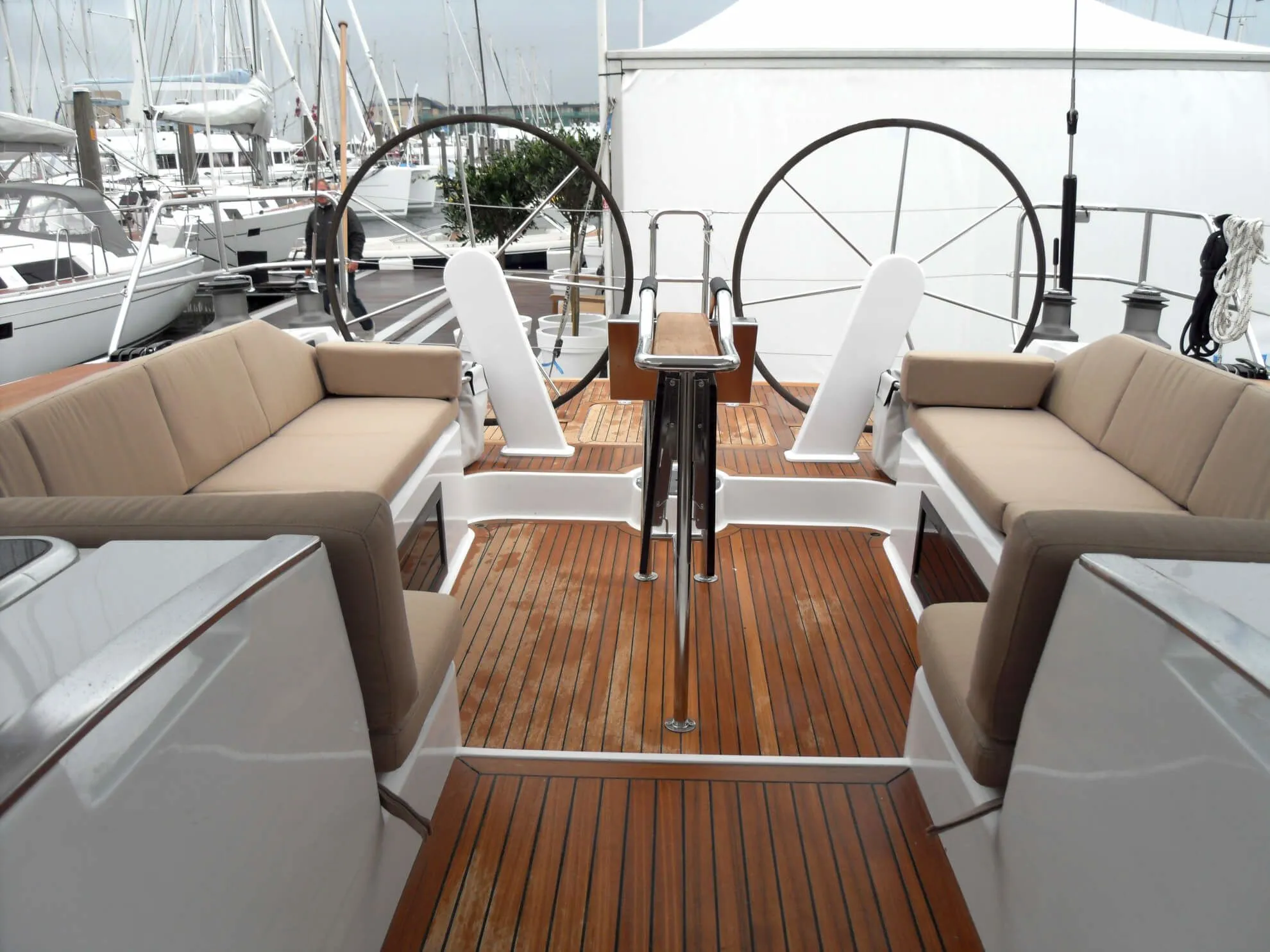 Mae Charter Boat - 4