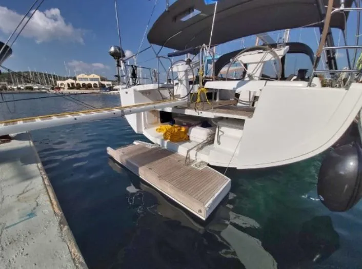 Ellora Charter Boat