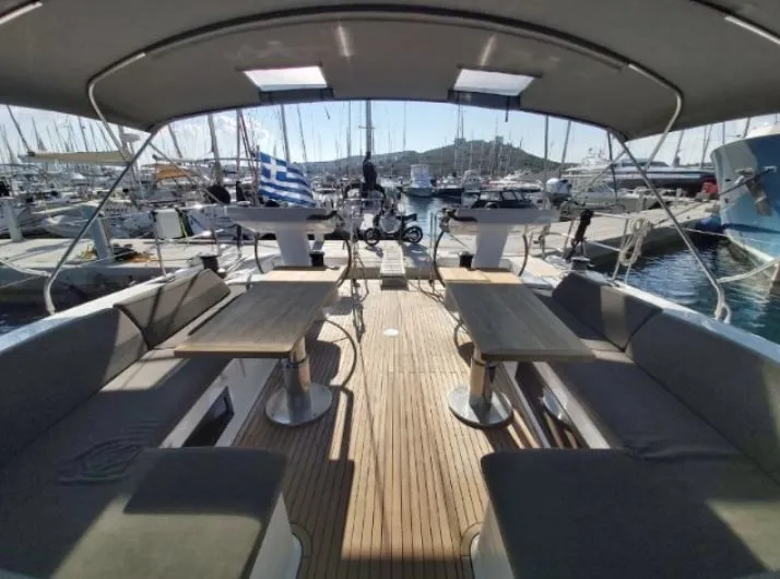 Rent a 16.22m Sailing Yacht in Lavrion