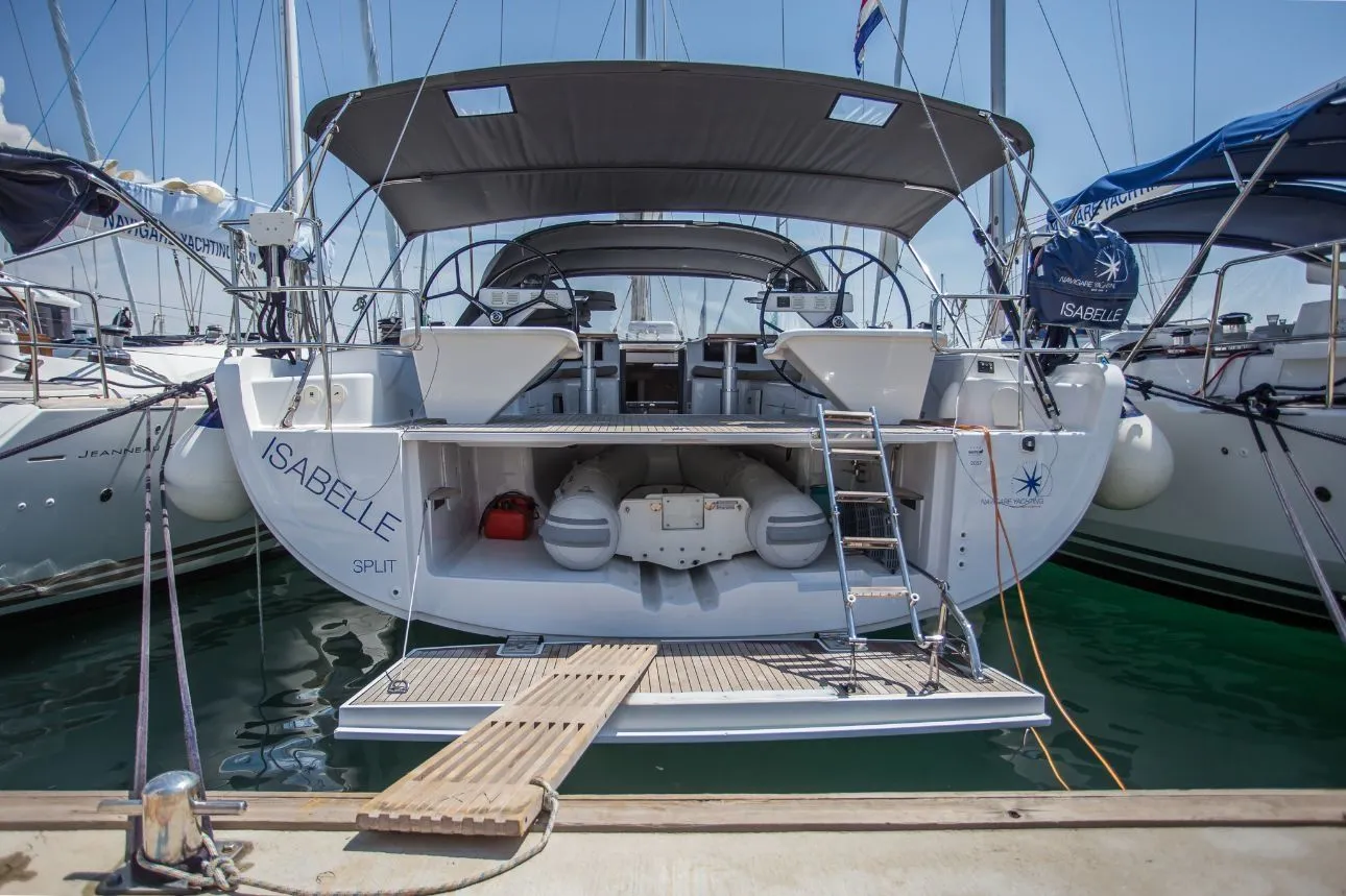 Isabelle Mietboot - 3