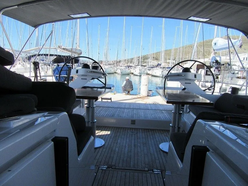 Isabelle Mietboot - 5