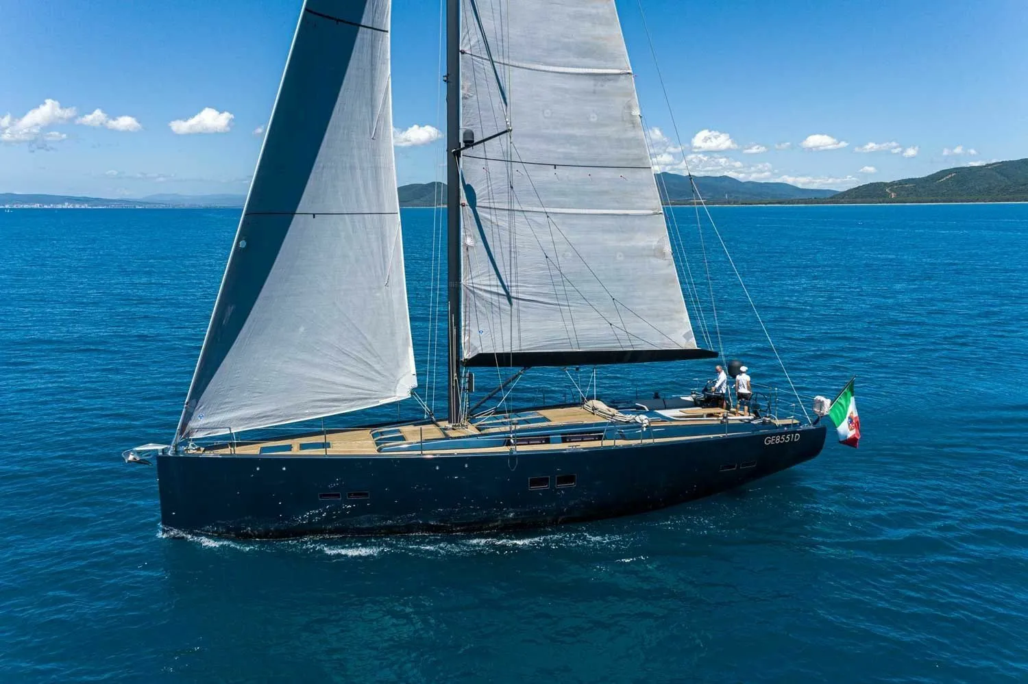 Rent a 17.5m Hanse 575 in Nice