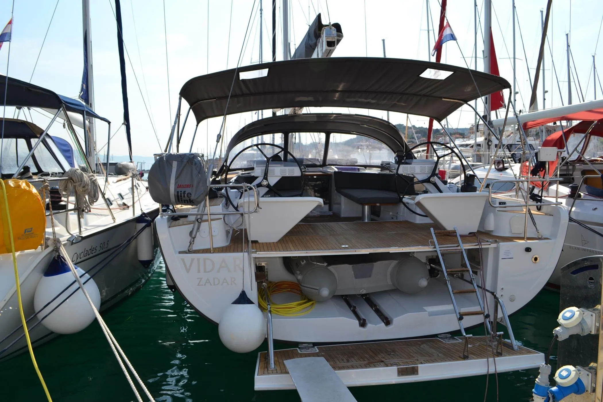 Explore Trogir on a 17.15m 4 Cabin Sailing Yacht Rental
