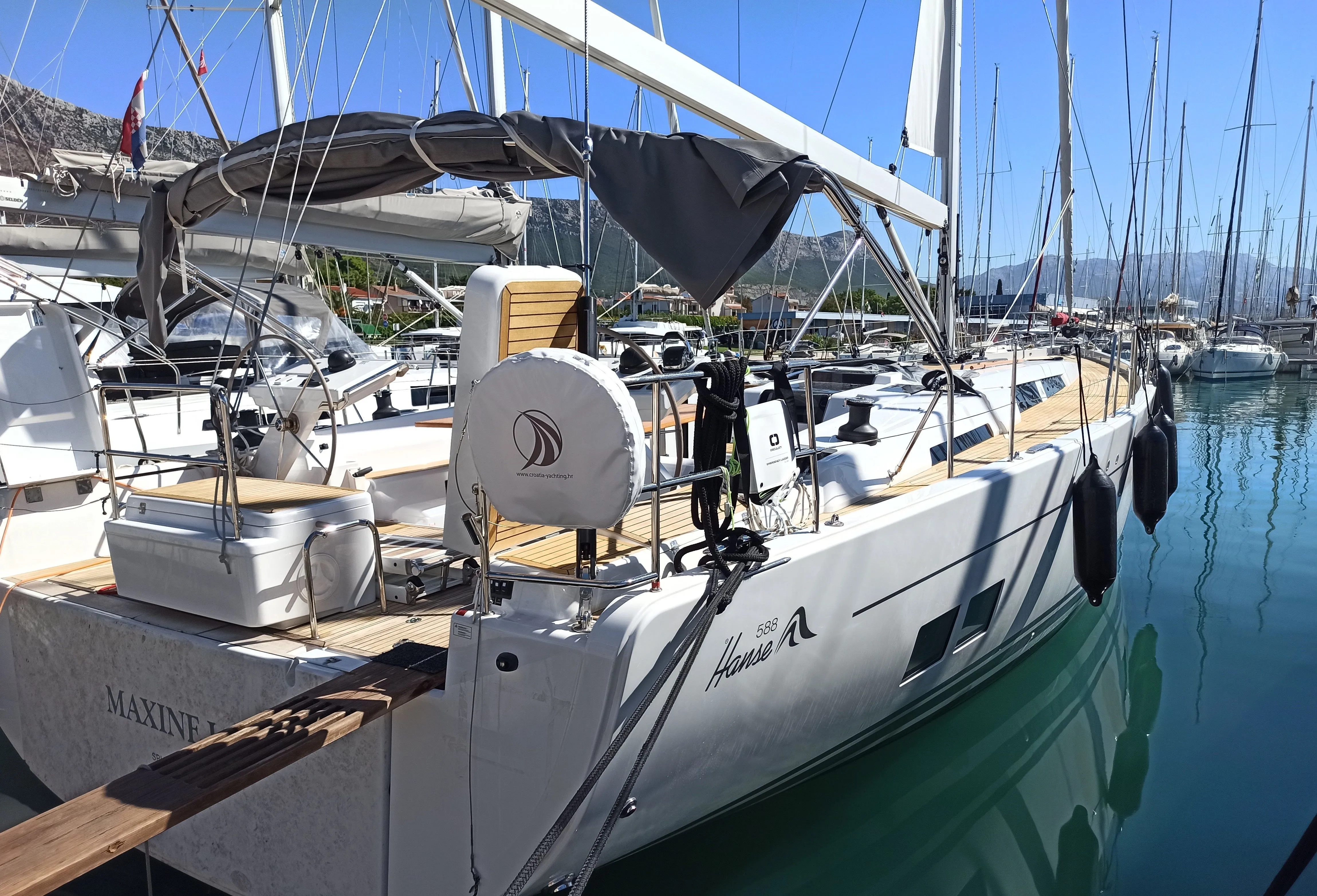 Чартер Maxine I - 4