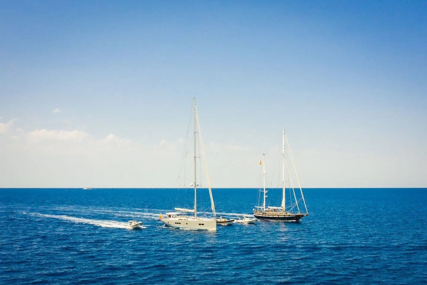 Agarimo Six Charter Boat