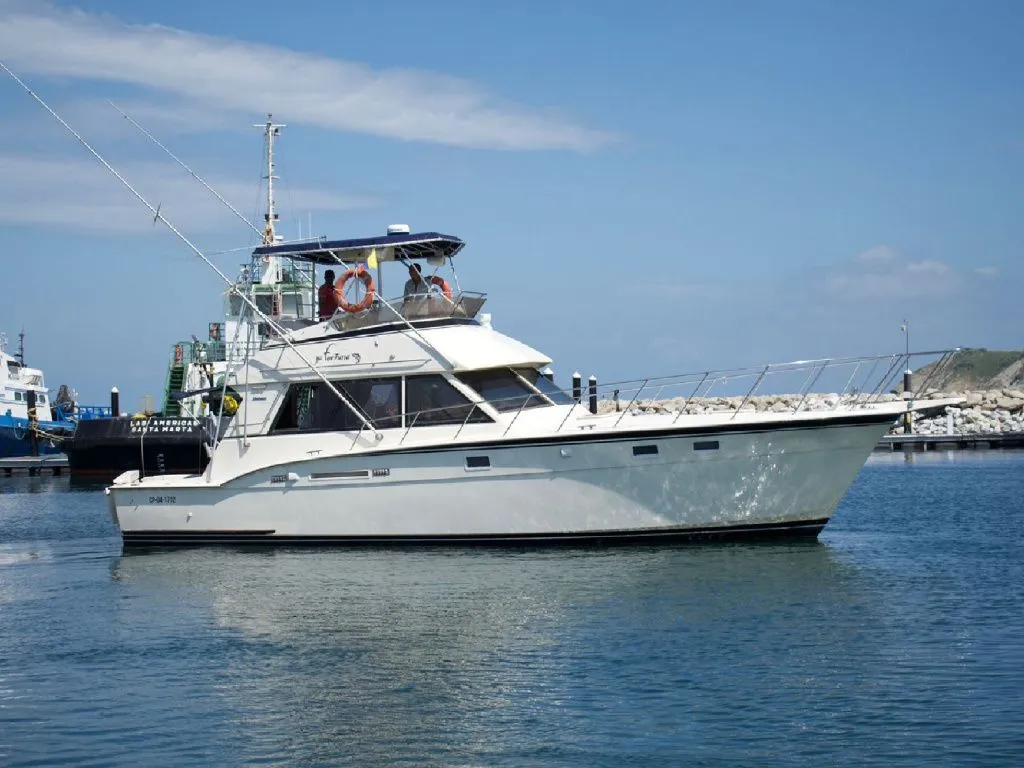 Rent a 13.11m Boat in Santa Marta
