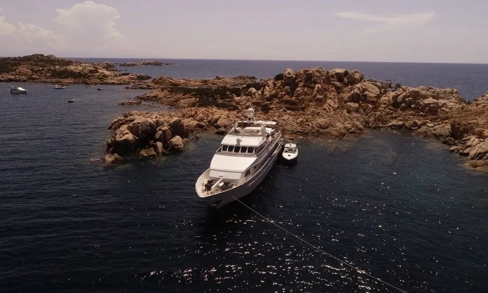 Explore Saint Thomas on a 40m Rental Motor Yacht Heesen 130