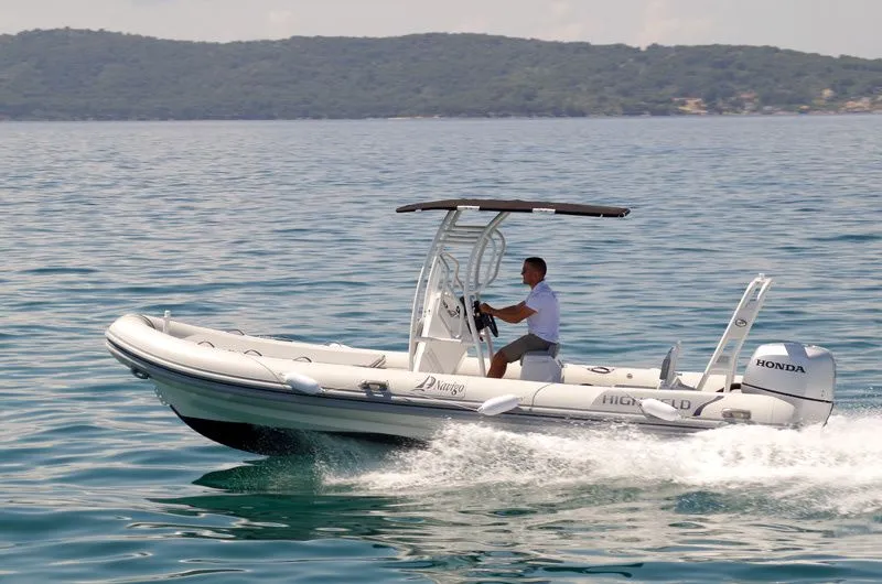 No Name Charter Boat