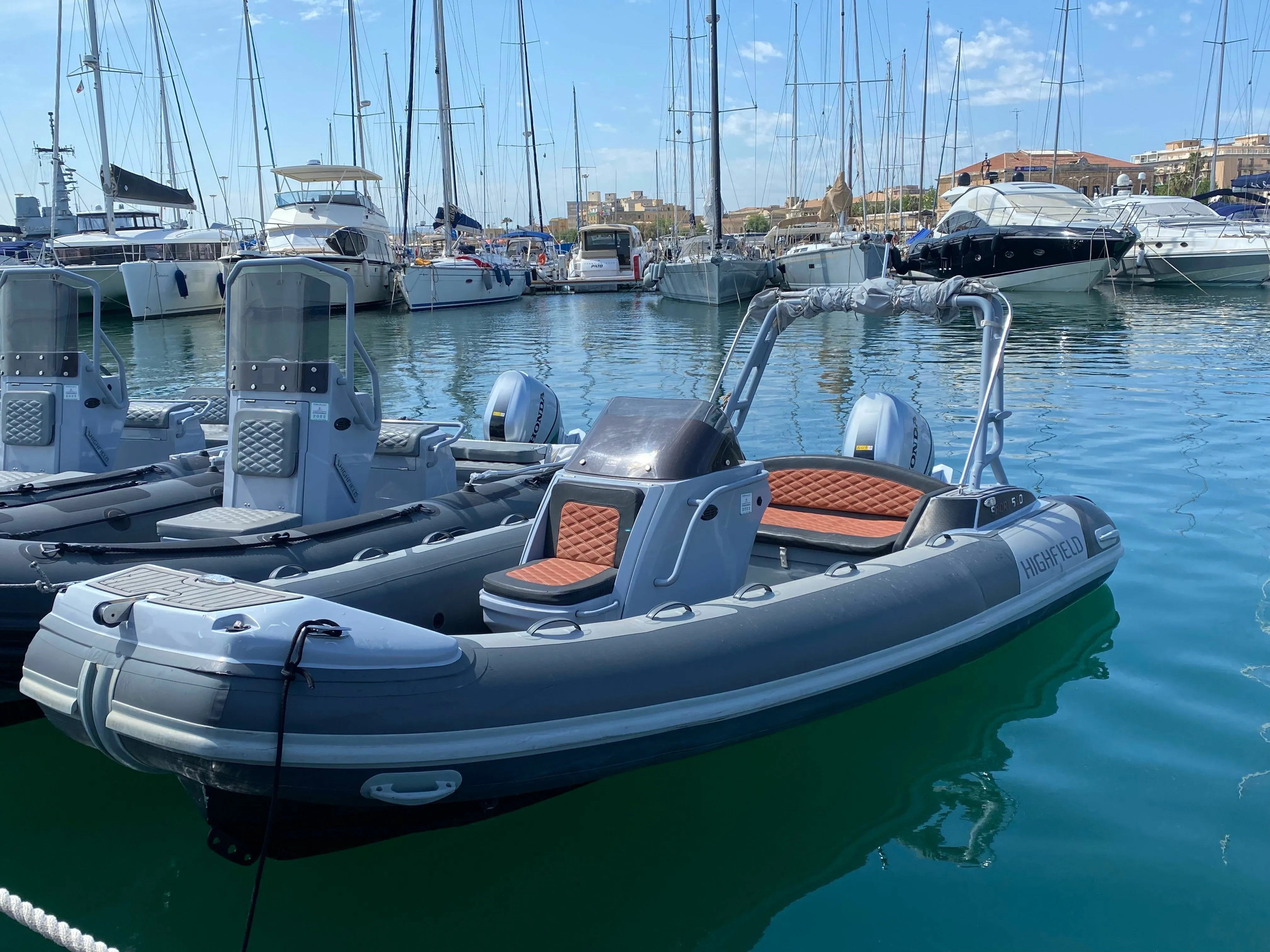 Explore Siracusa on a 5.2m Highfield Sport 520 Motor Boat Rental