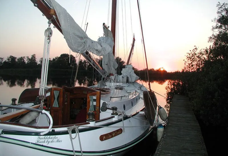 11.12m Heeg 3 Cabin Sailing Yacht Hire