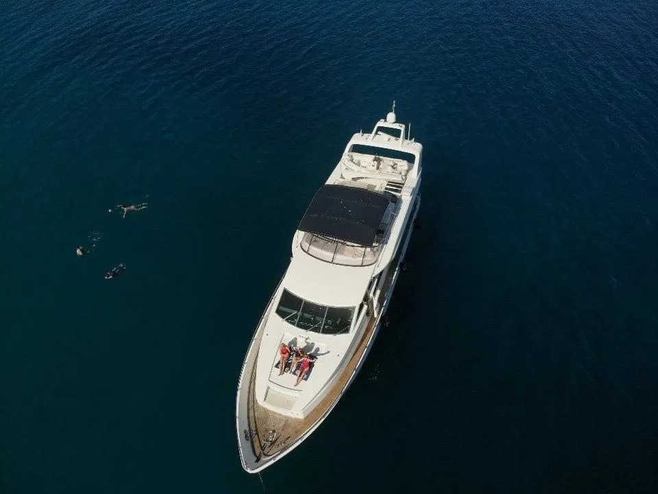 23m Mali Losinj Motor Yacht Horizon 70 Hire
