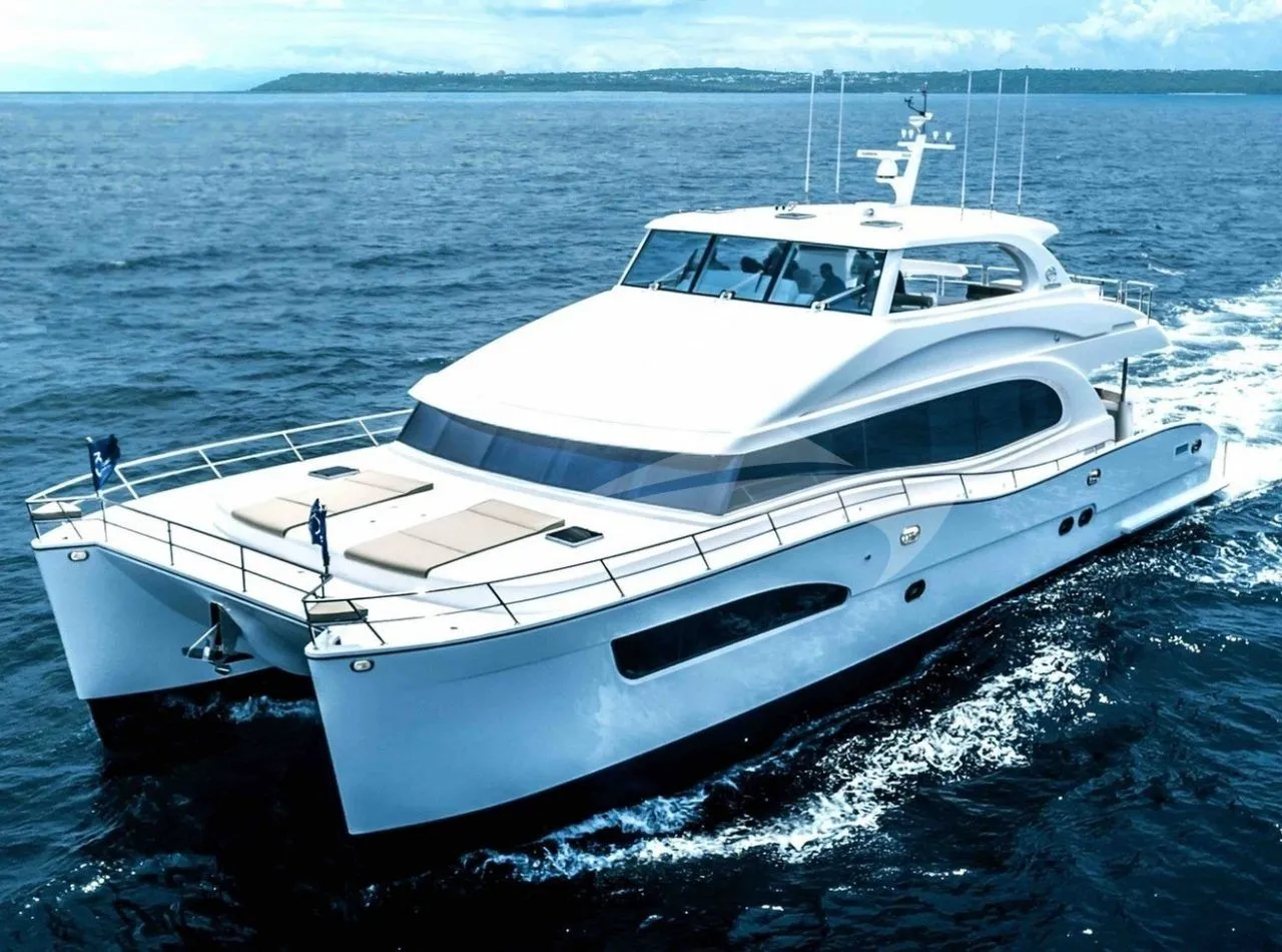 26.51m Downtown Nassau 4 Cabin Power Catamaran Hire