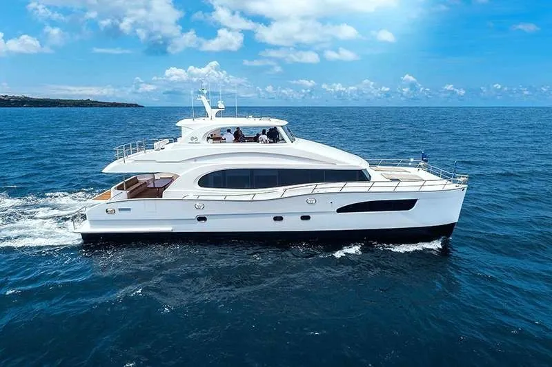 26.51m Downtown Nassau 4 Cabin Power Catamaran Hire