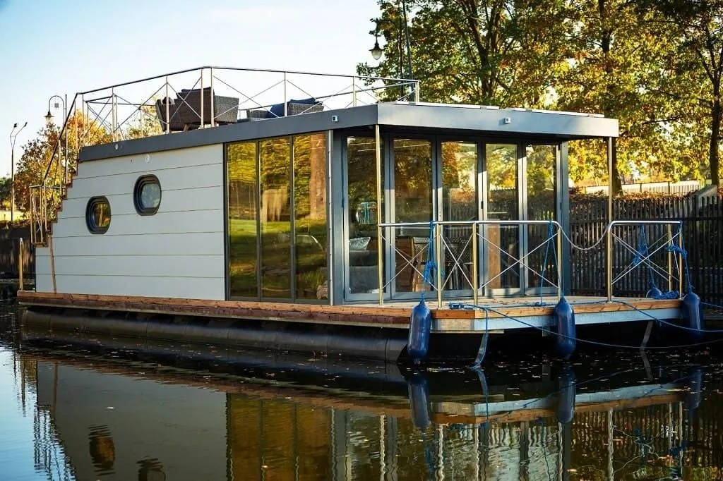 Rent a 11.95m House Boat in Zehdenick