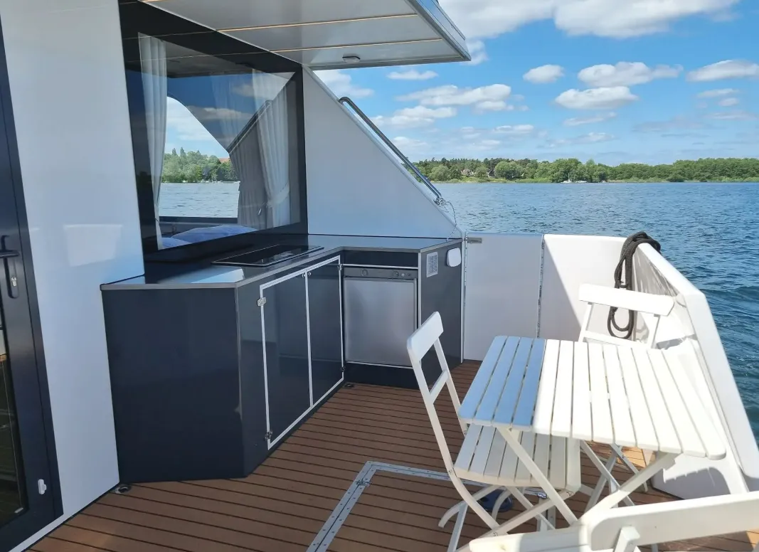 Luxboot Kiralık Teknesi