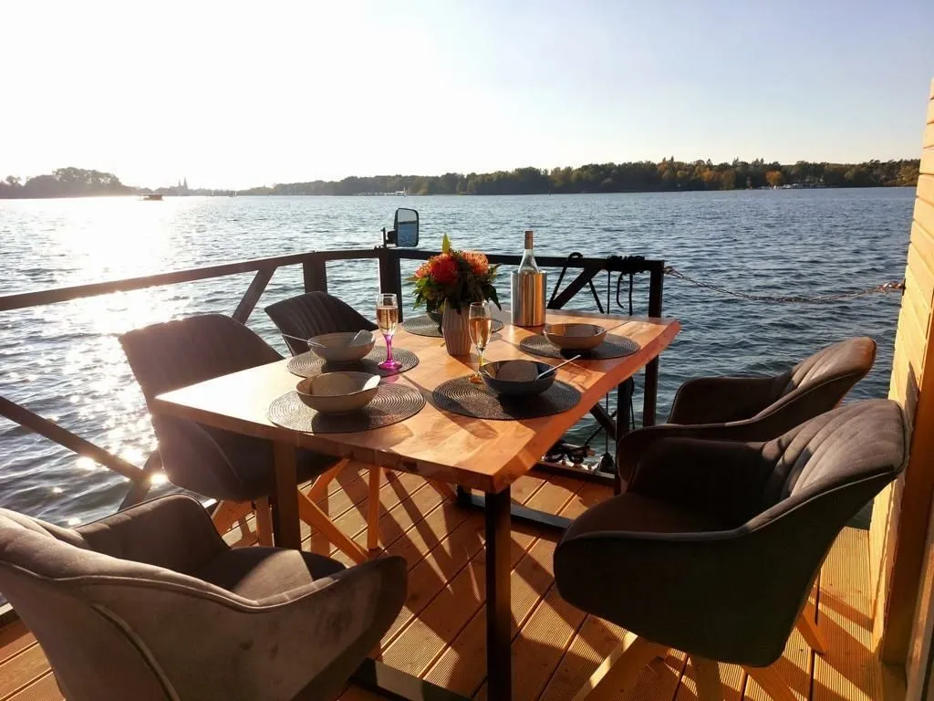 Schrödi Kiralık Teknesi