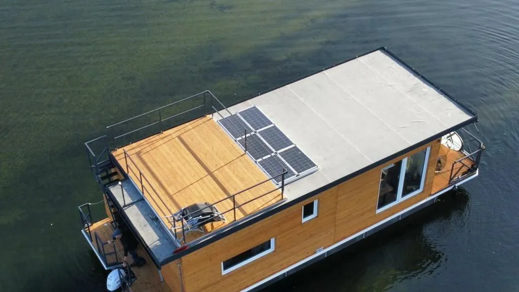 Röbel Kiralık 2 Kabinli 12.5m Ev Tekne