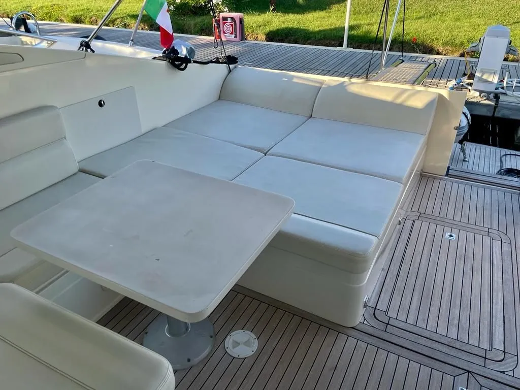 11.37m San Felice Circeo Ilver Matisse 37 Hire