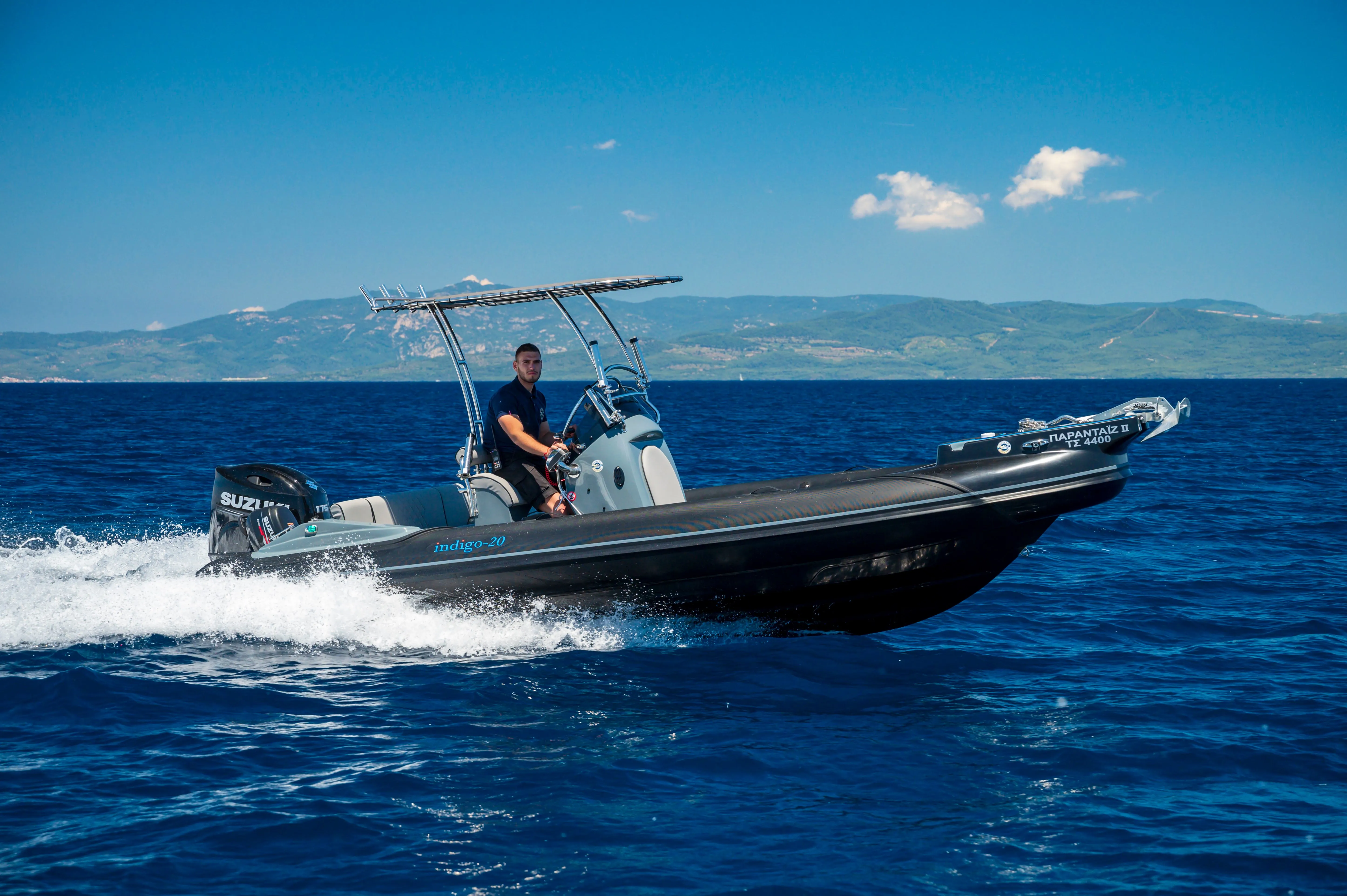 Paradise 2 Charter Boat