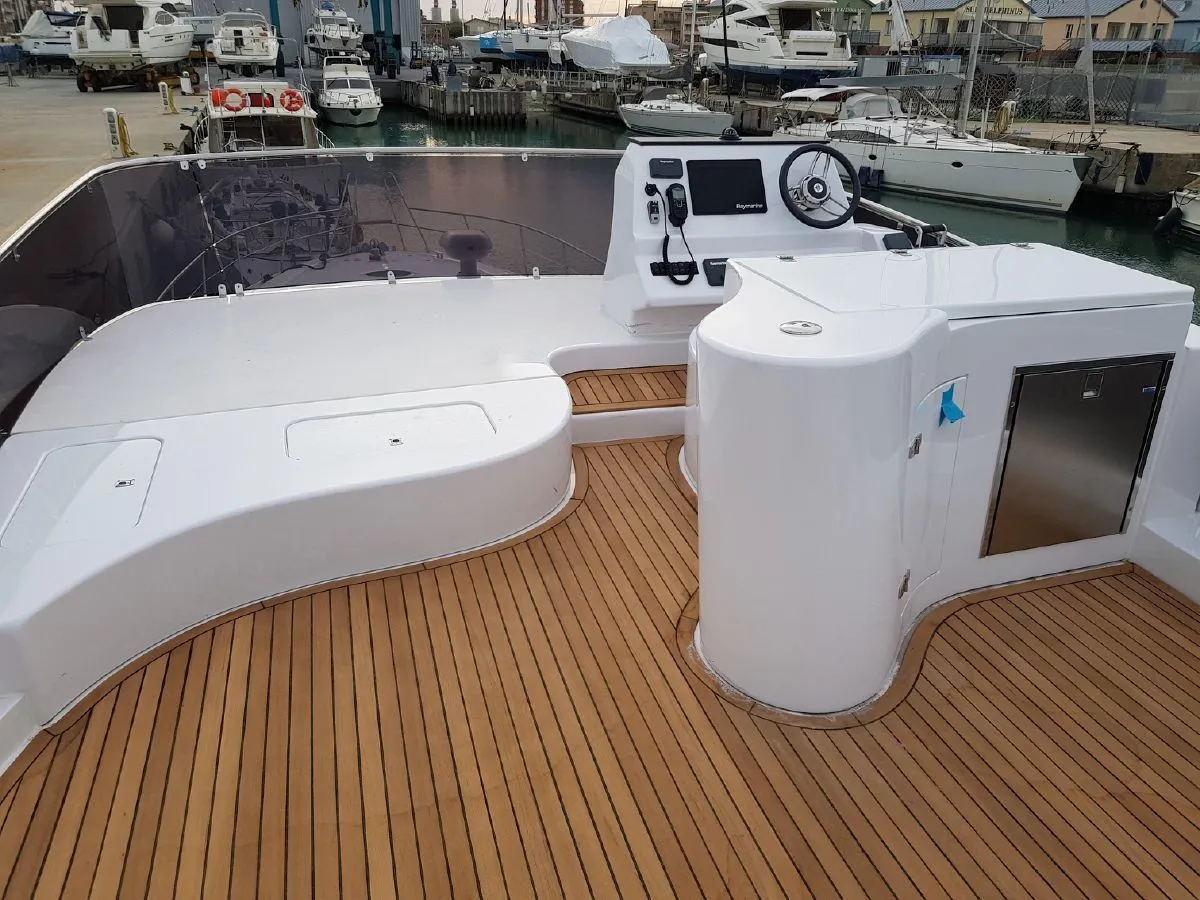 Sirius Kiralık Teknesi