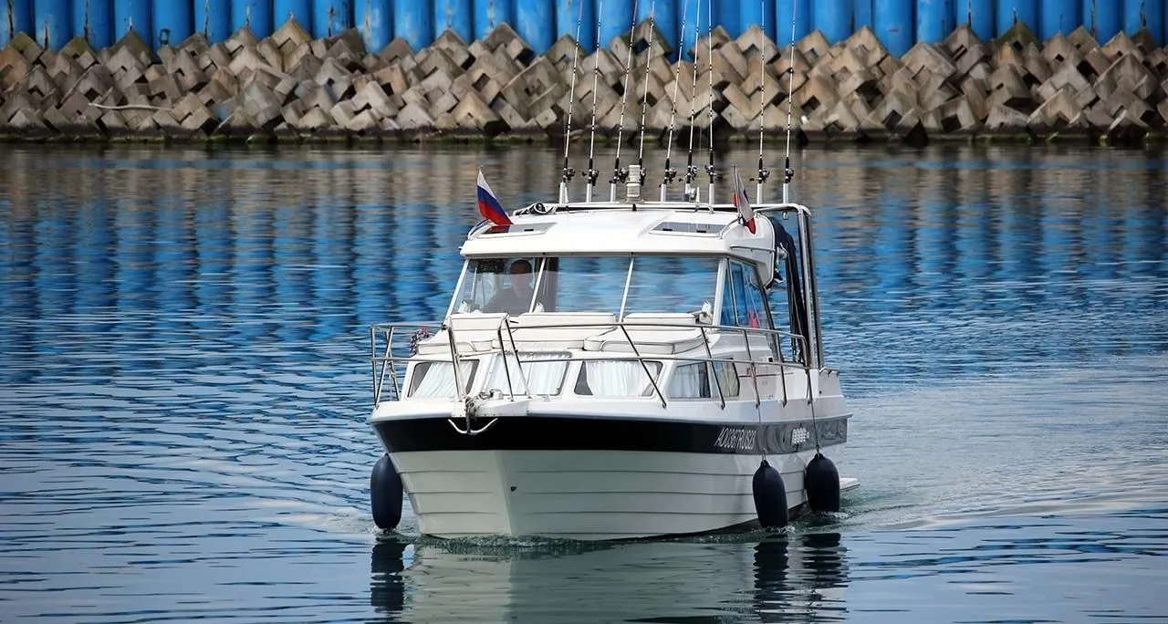 Zhemchuzhina Charter Boat