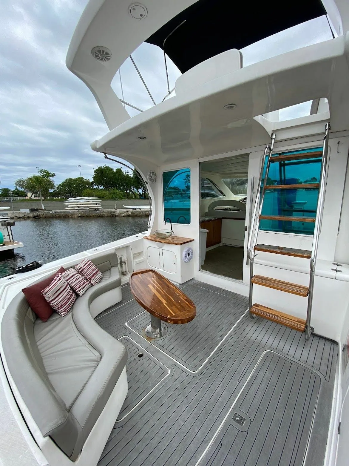 Atol Charter Boat - 4