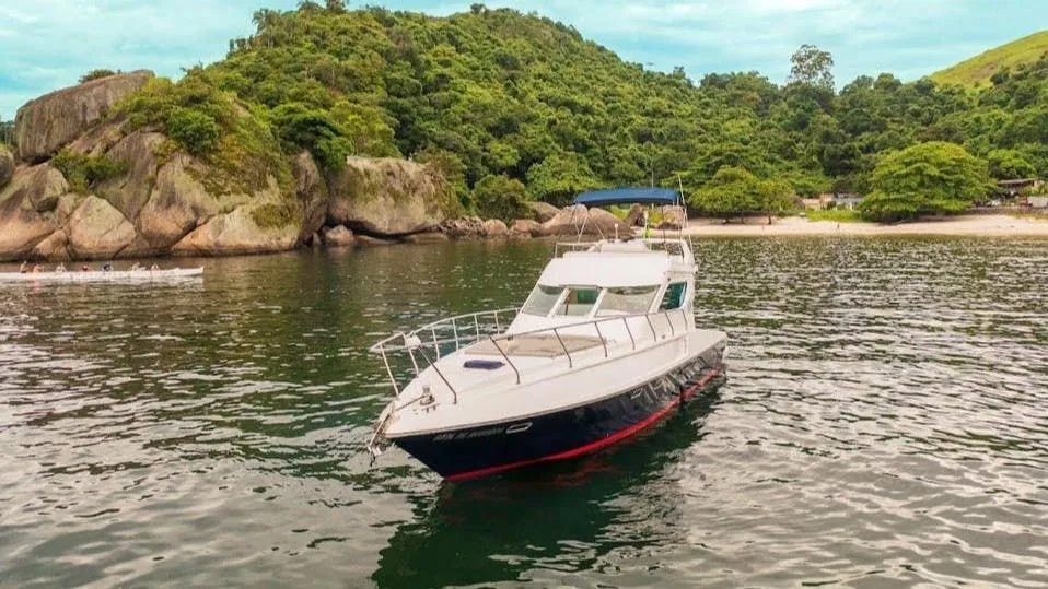 Atol Charter Boat - 2