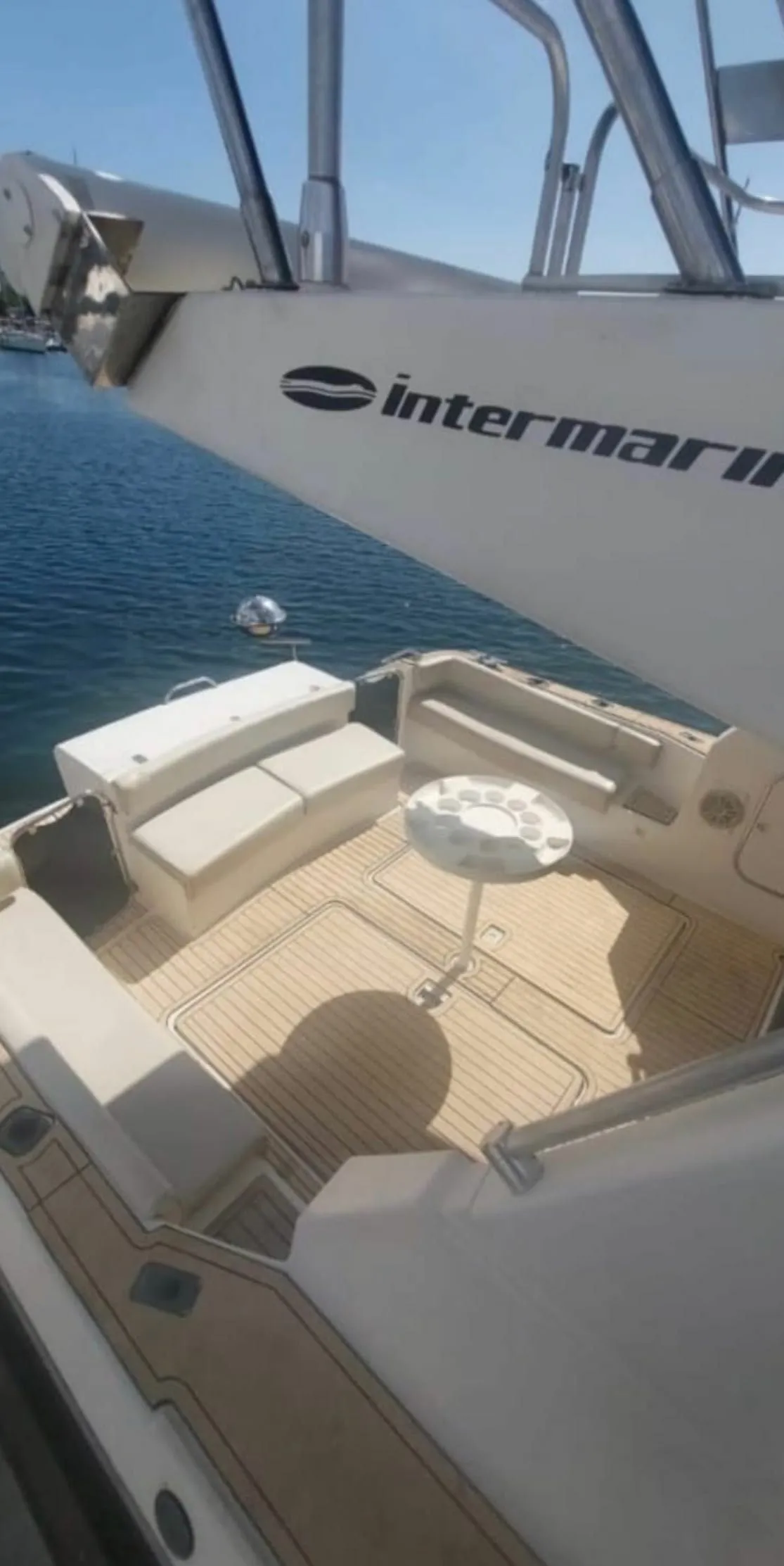 Edimais Charter Boat