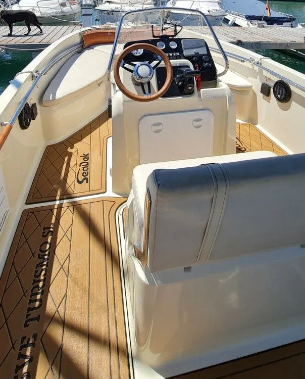 Agata Charter Boat