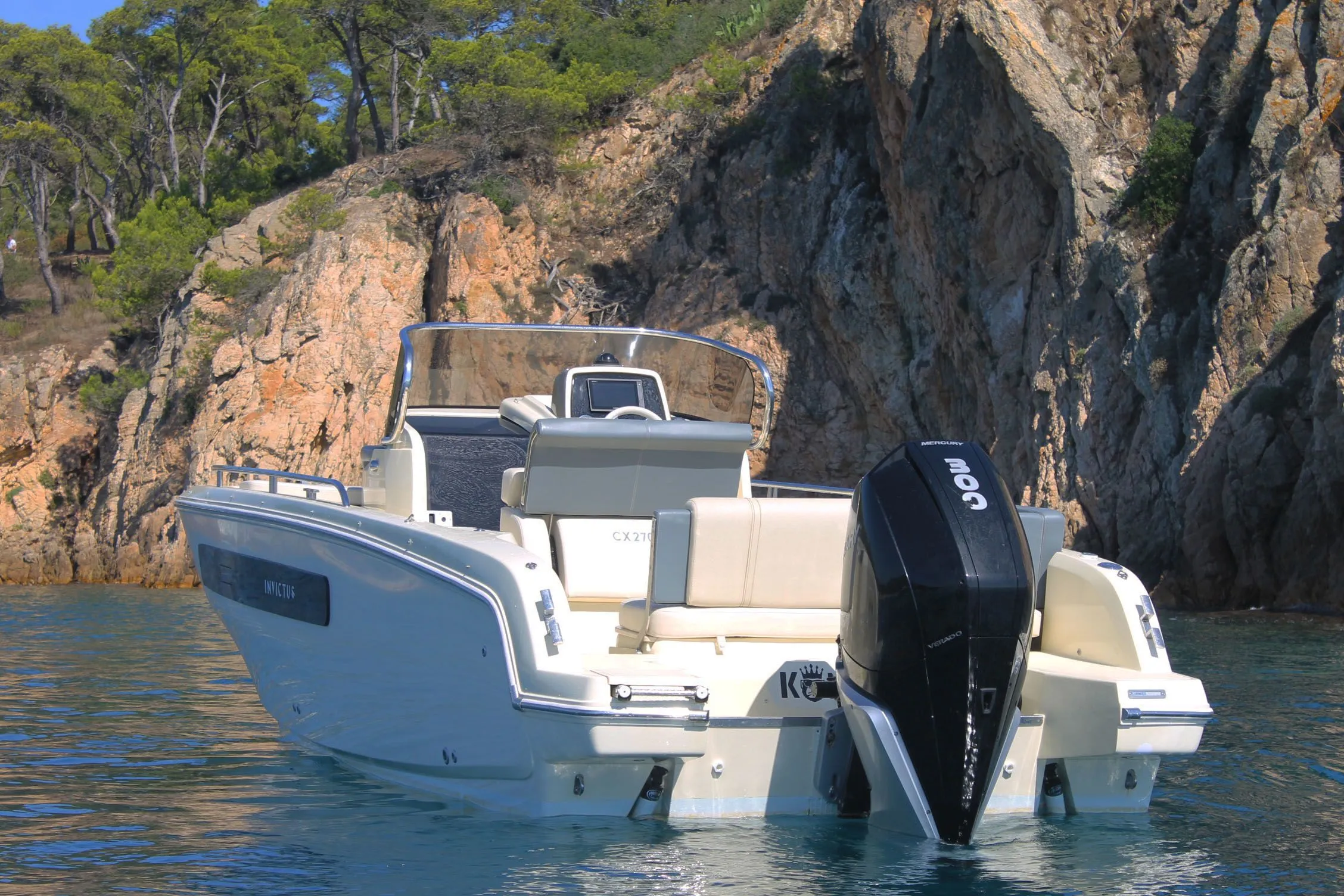 Kong Charter Boat