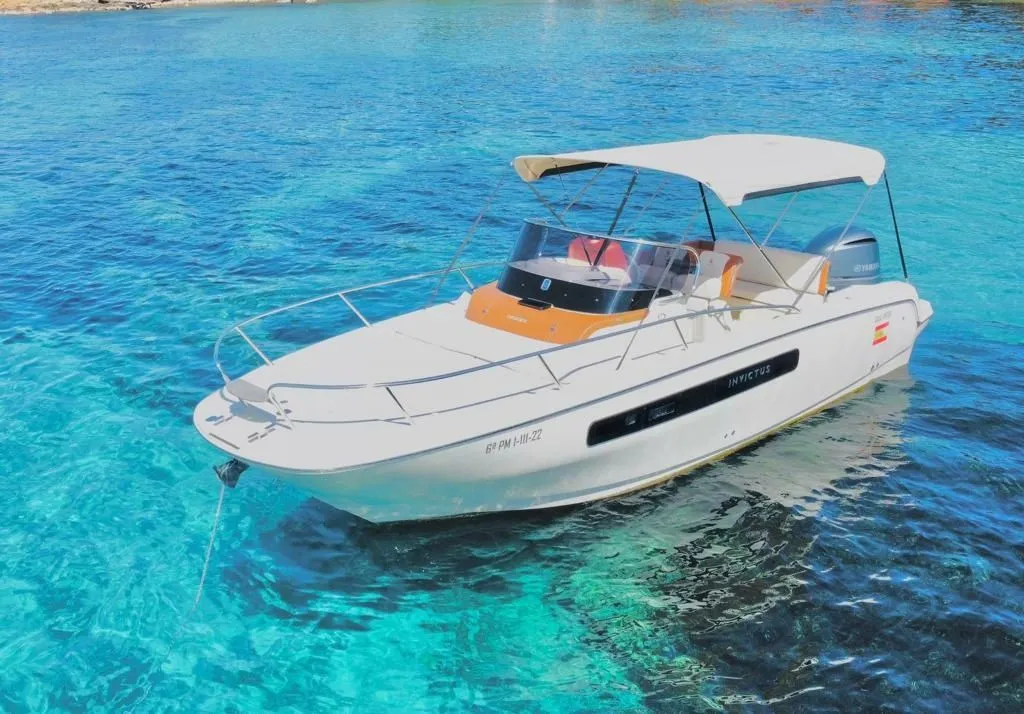 Cala Petita Charter Boat