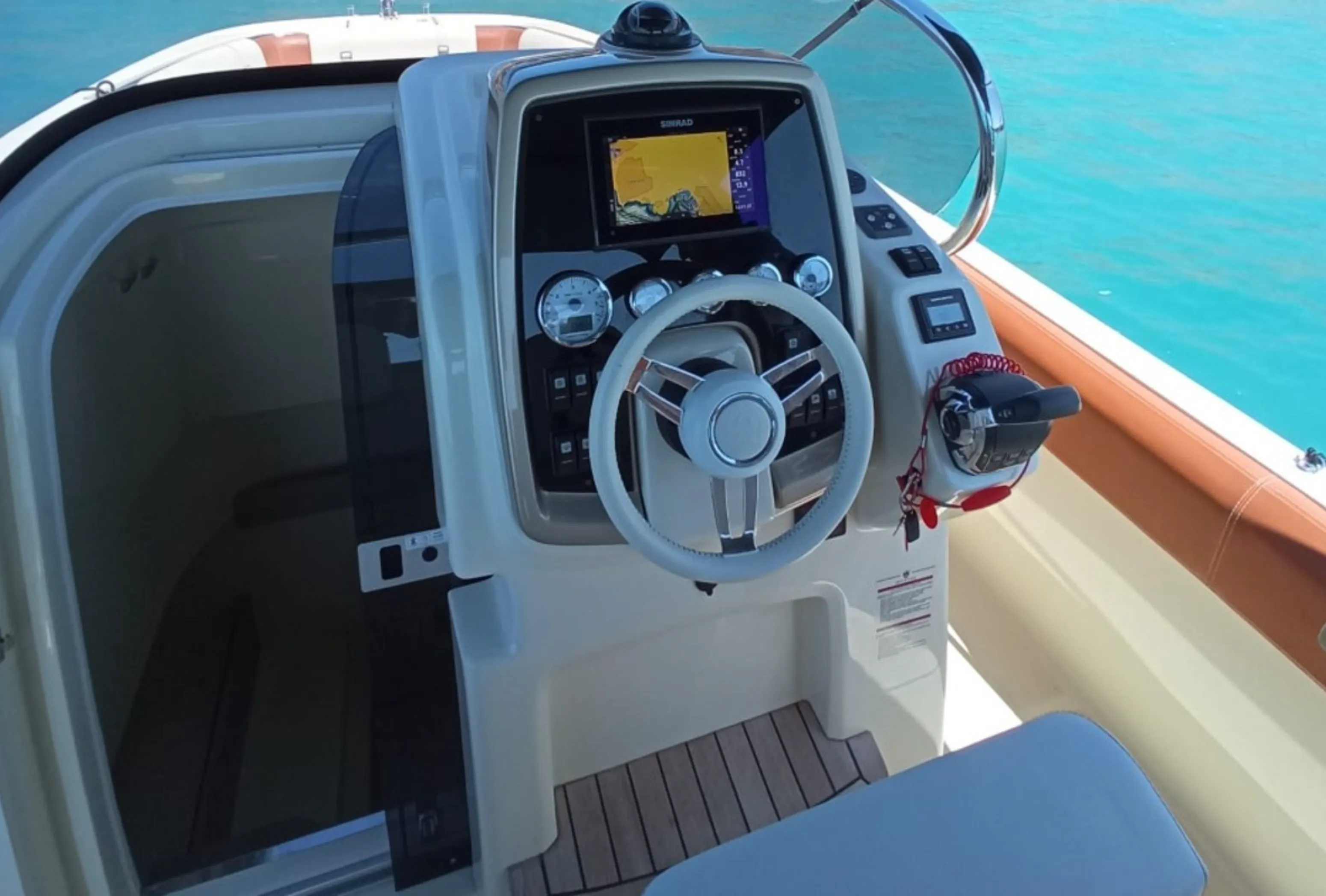 Explore El Toro on a 8.7m Rental Motor Boat