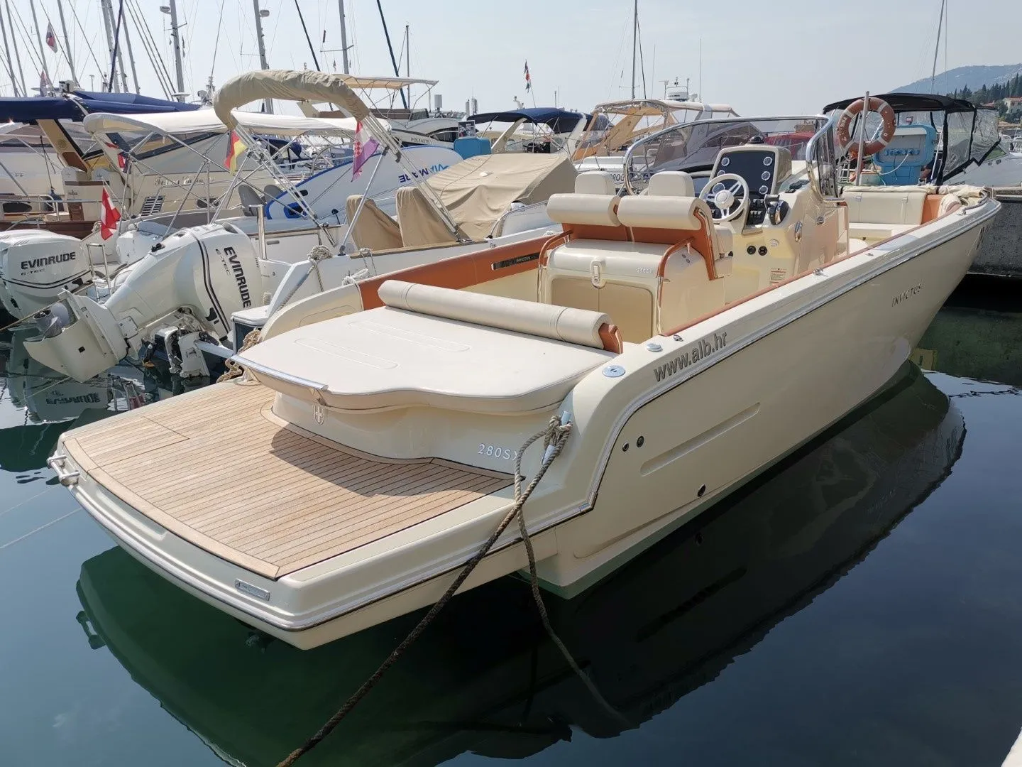 SX Charter Boat