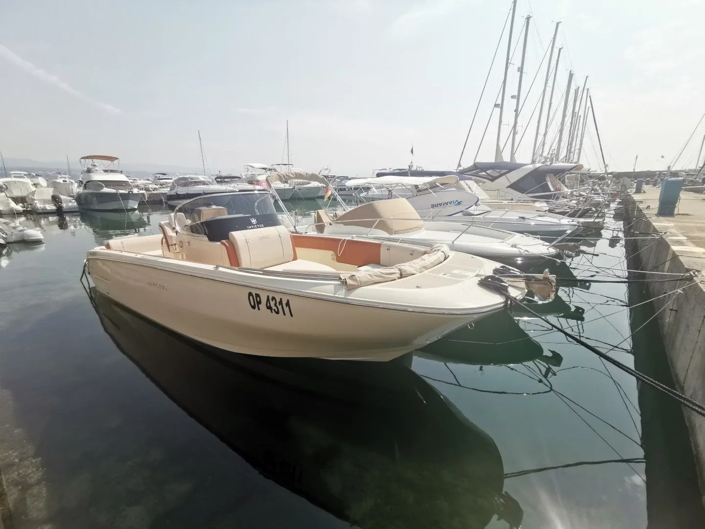 Rent a 8.7m Boat in Opatija
