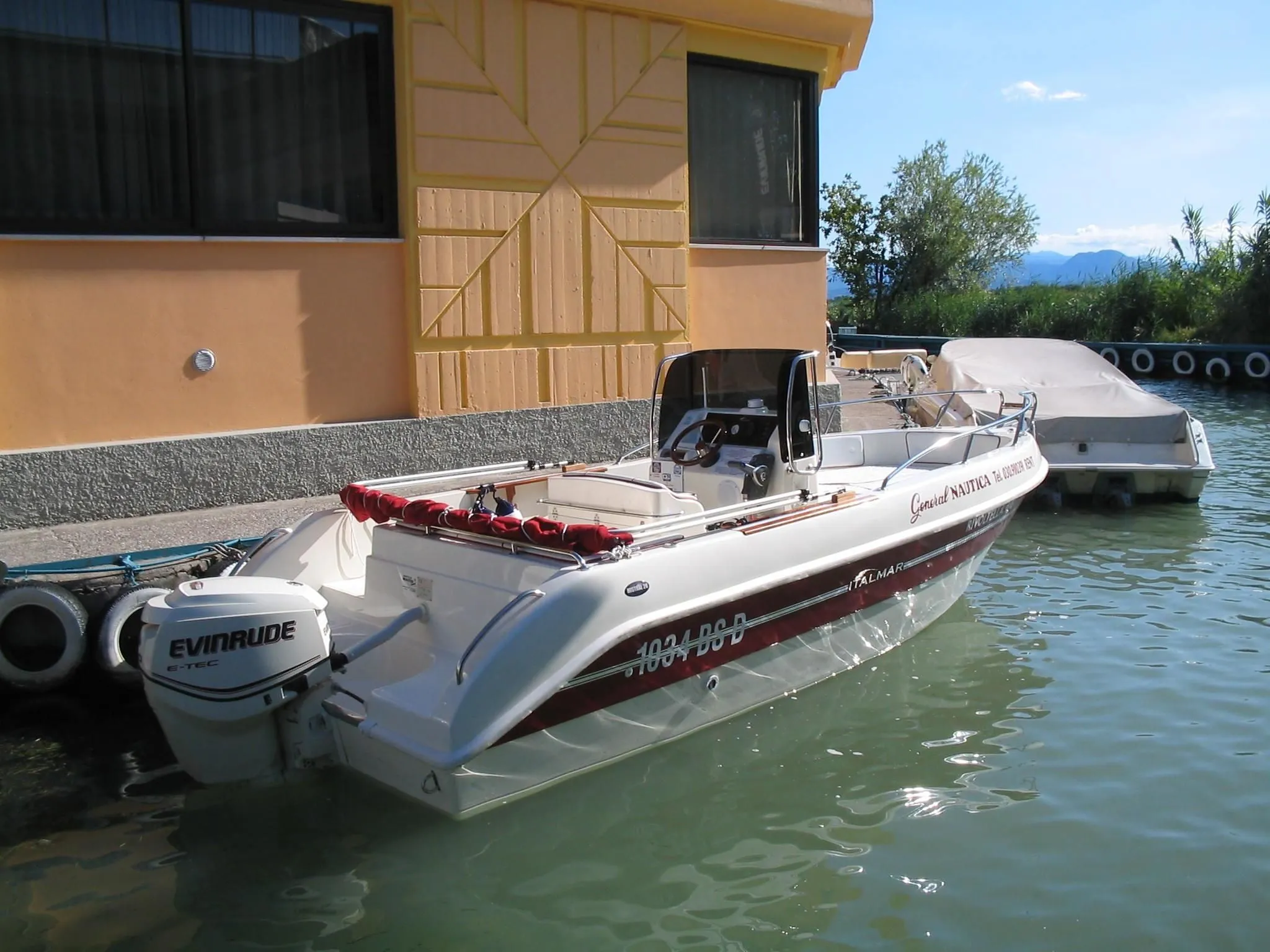 Explore Cannigione on a 6.2m Rental Italmar 20