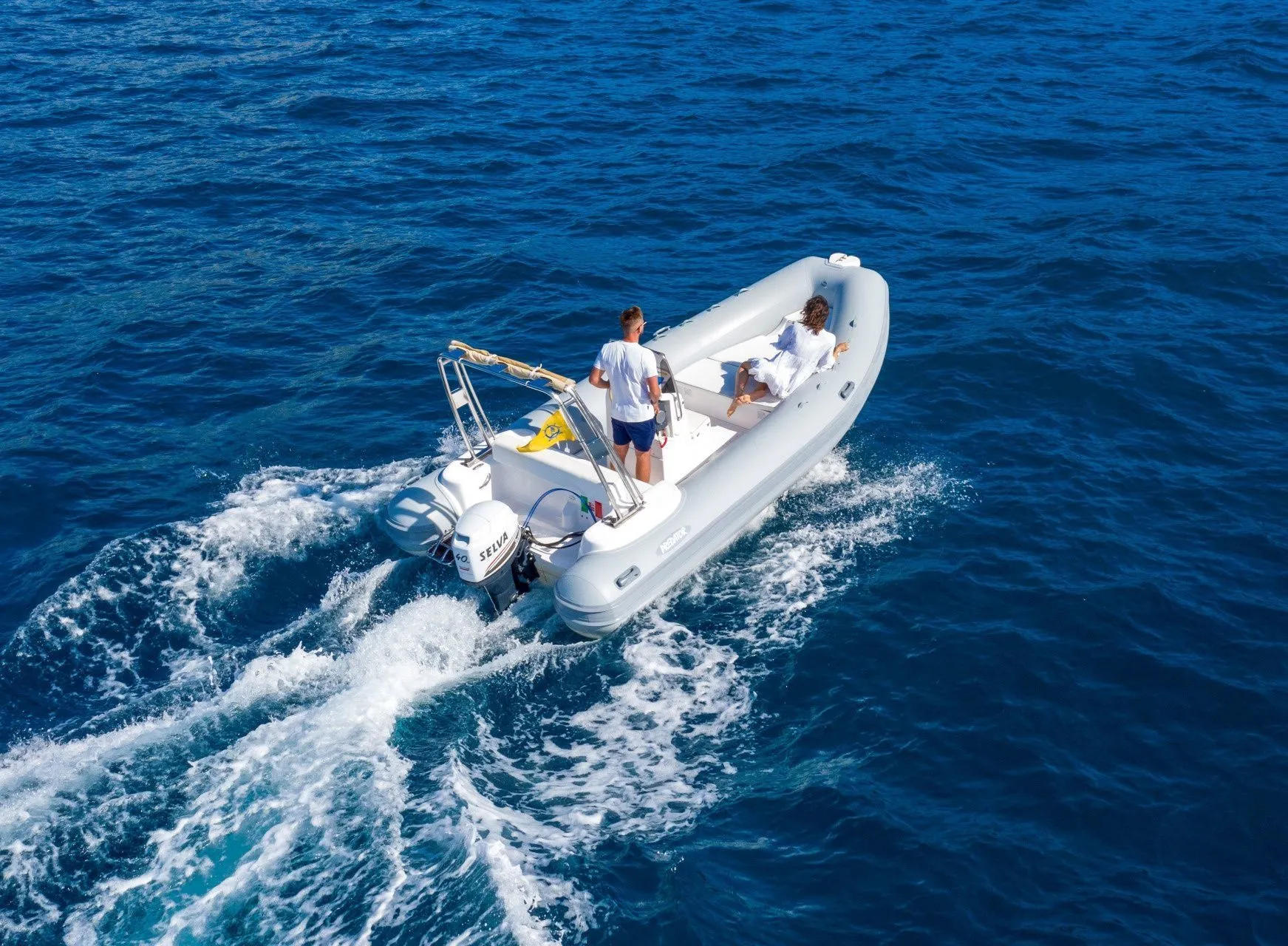 Due Charter Boat