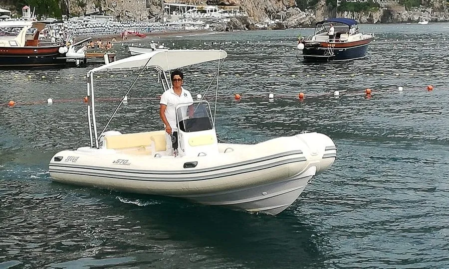 Charter a 5.7m Italboats 570 in Positano