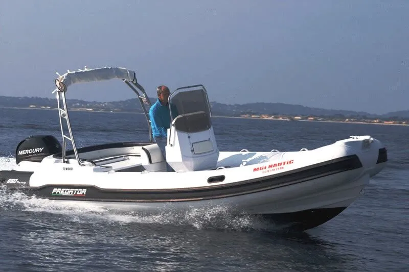 6.5m Hyeres Motor Boat Hire