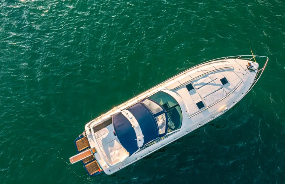 Explore Cascais on a 17m Rental Italcraft 54