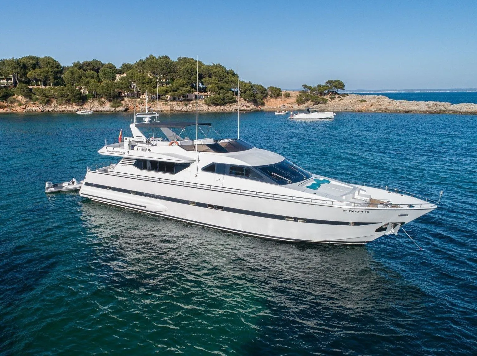 24.5m Playa de las Americas 4 Cabin Motor Yacht Hire