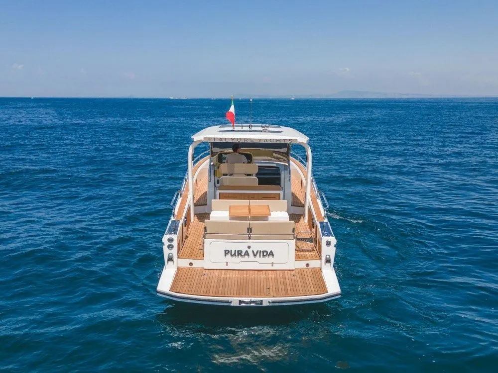 Pura Vida Mietboot - 2