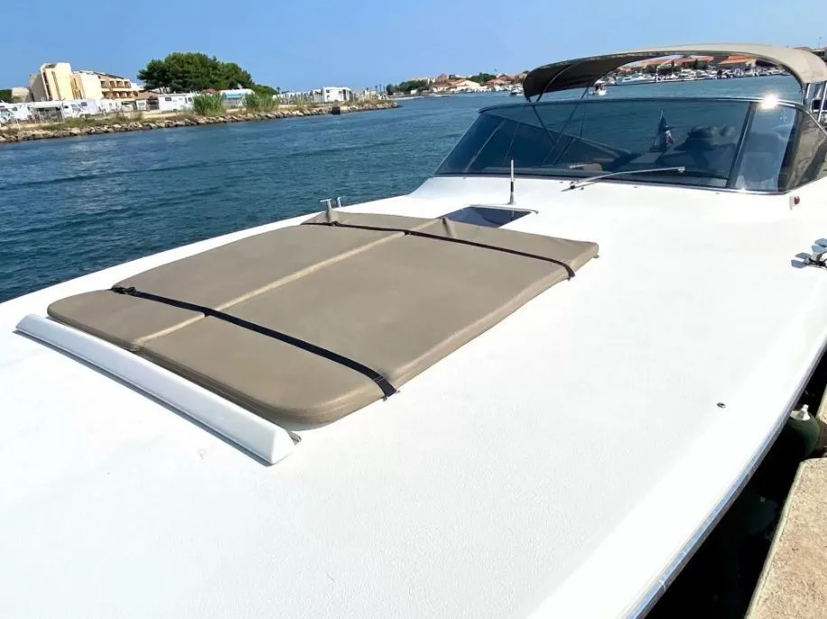 Rent a 13.36m 2 Cabin Motor Yacht in Grimaud