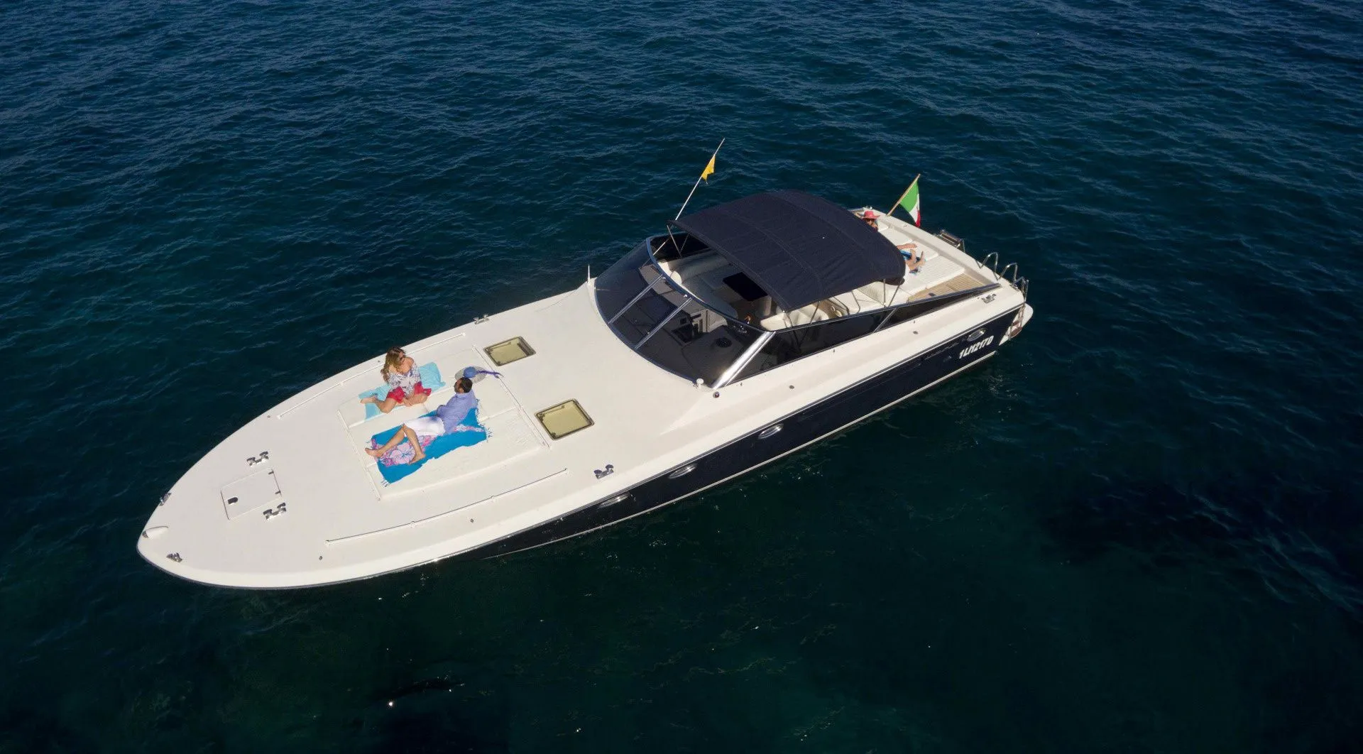 15m Sorrento 2 Cabin Motor Yacht Hire