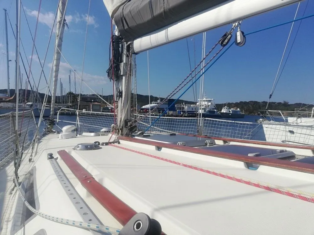 Caracole Charter Boat - 4