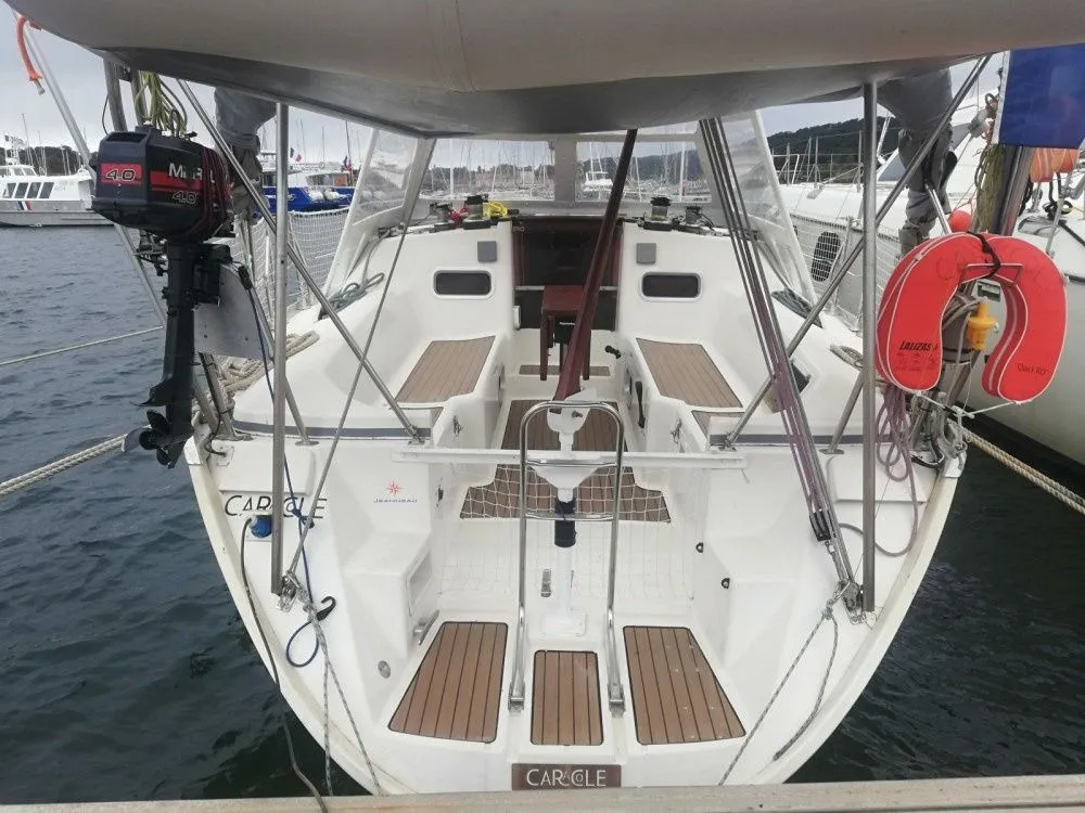 Caracole Charter Boat - 3