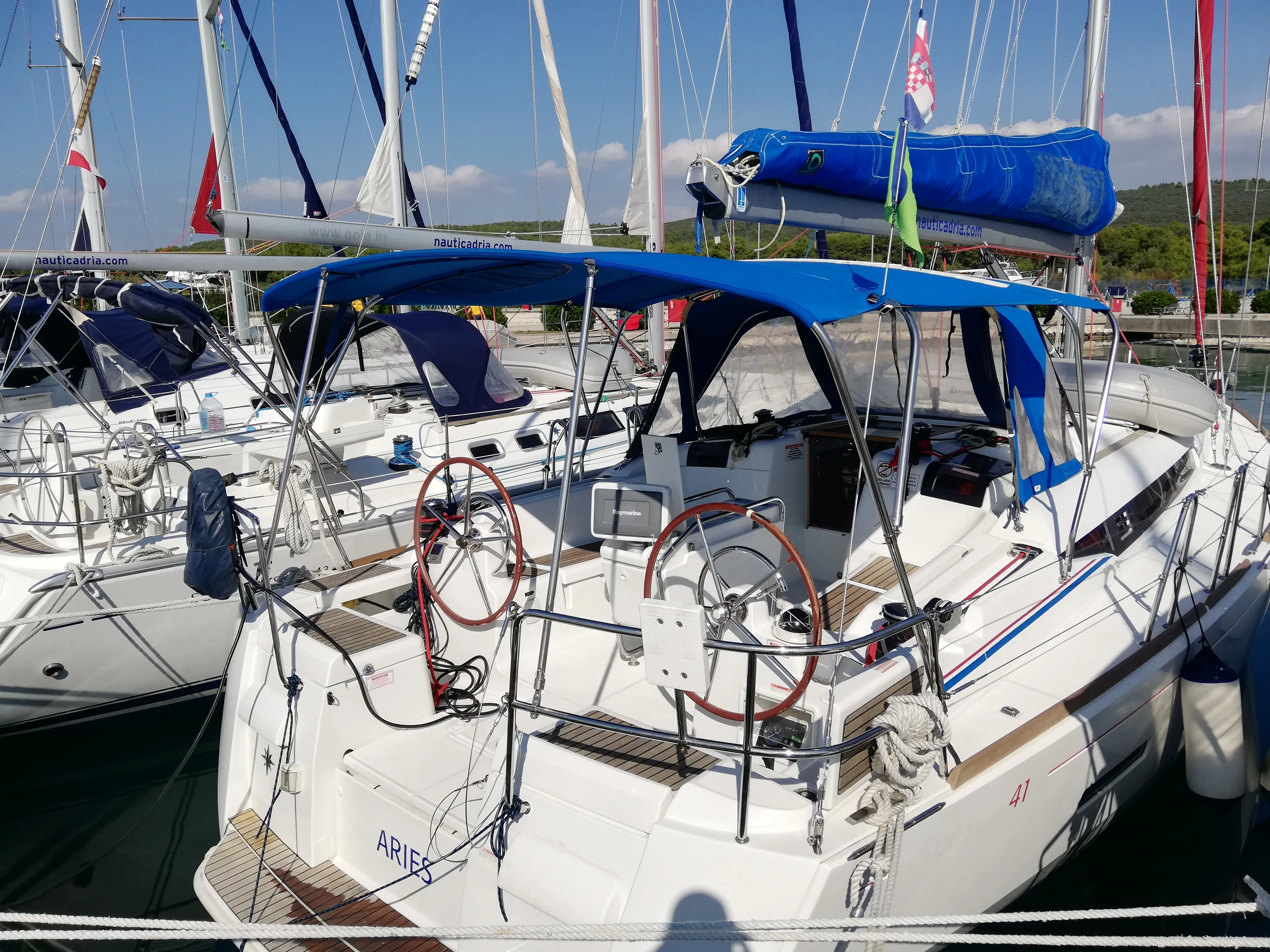 Aries Charter Boat