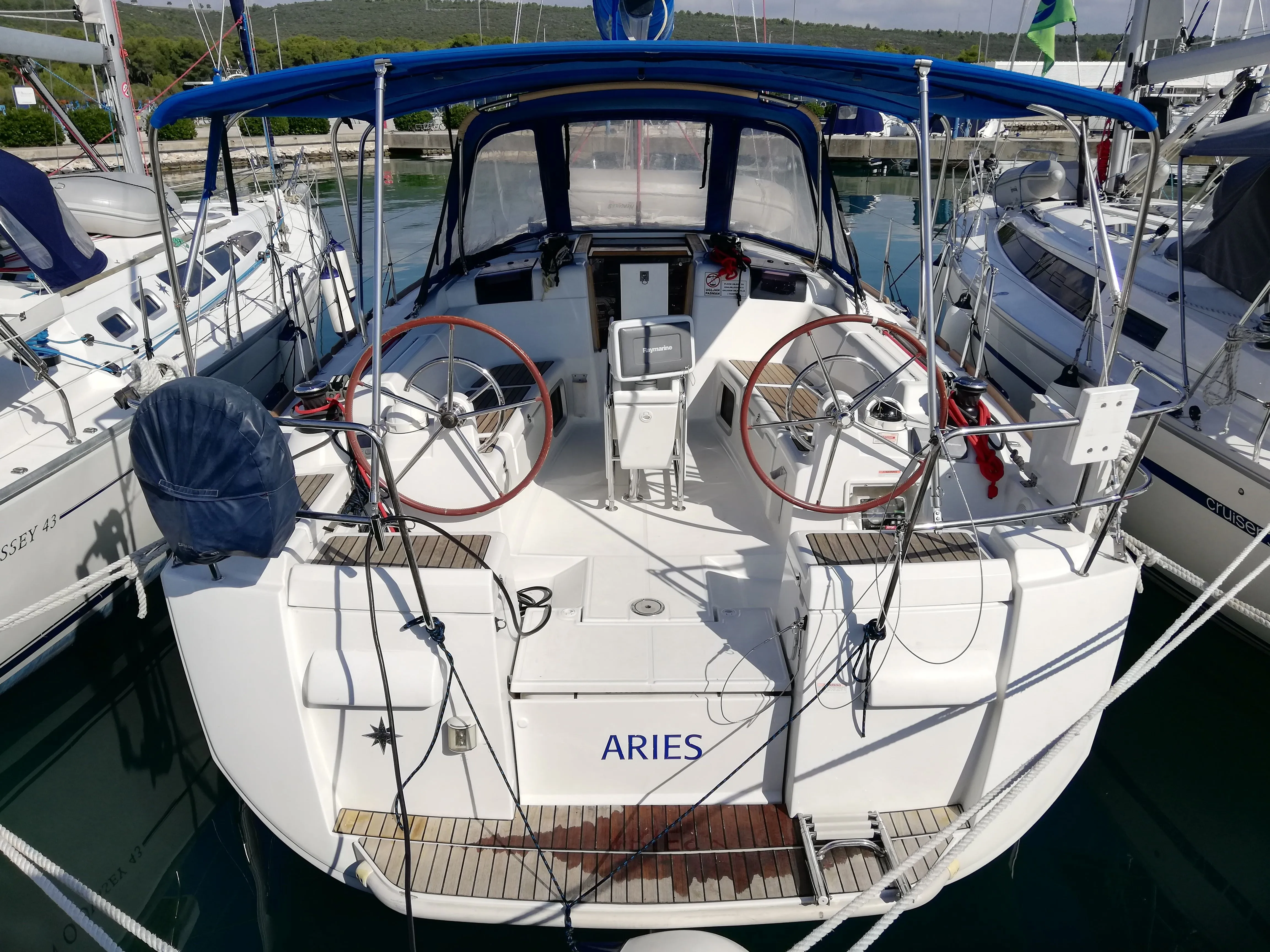 Explore Baska Voda on a 12.34m 3 Cabin Sailing Yacht Rental